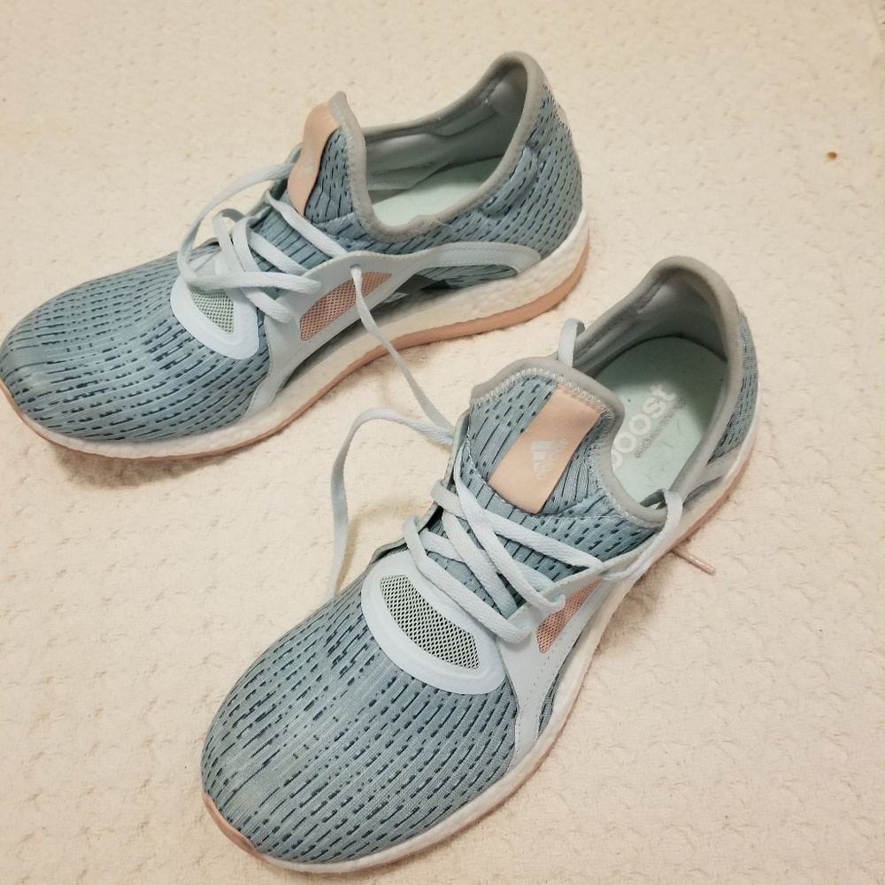 👉ADIDAS PURE BOOST Running Shoe